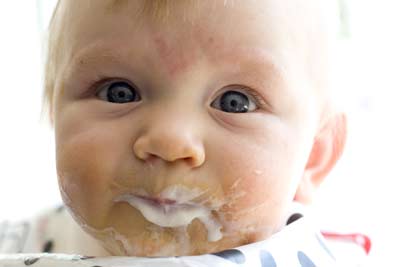 Worrybomb likes to wear her food