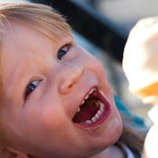 Worrybomb talks to the fishys