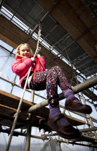 Worrybomb Abseils from the scaffolding 