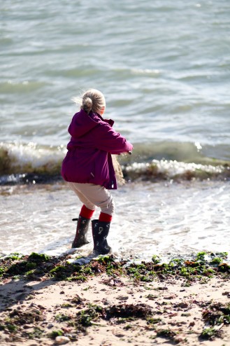 Throwing the weed back into the sea