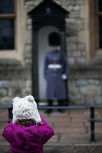 Worrybomb photographing the Queens Guard
